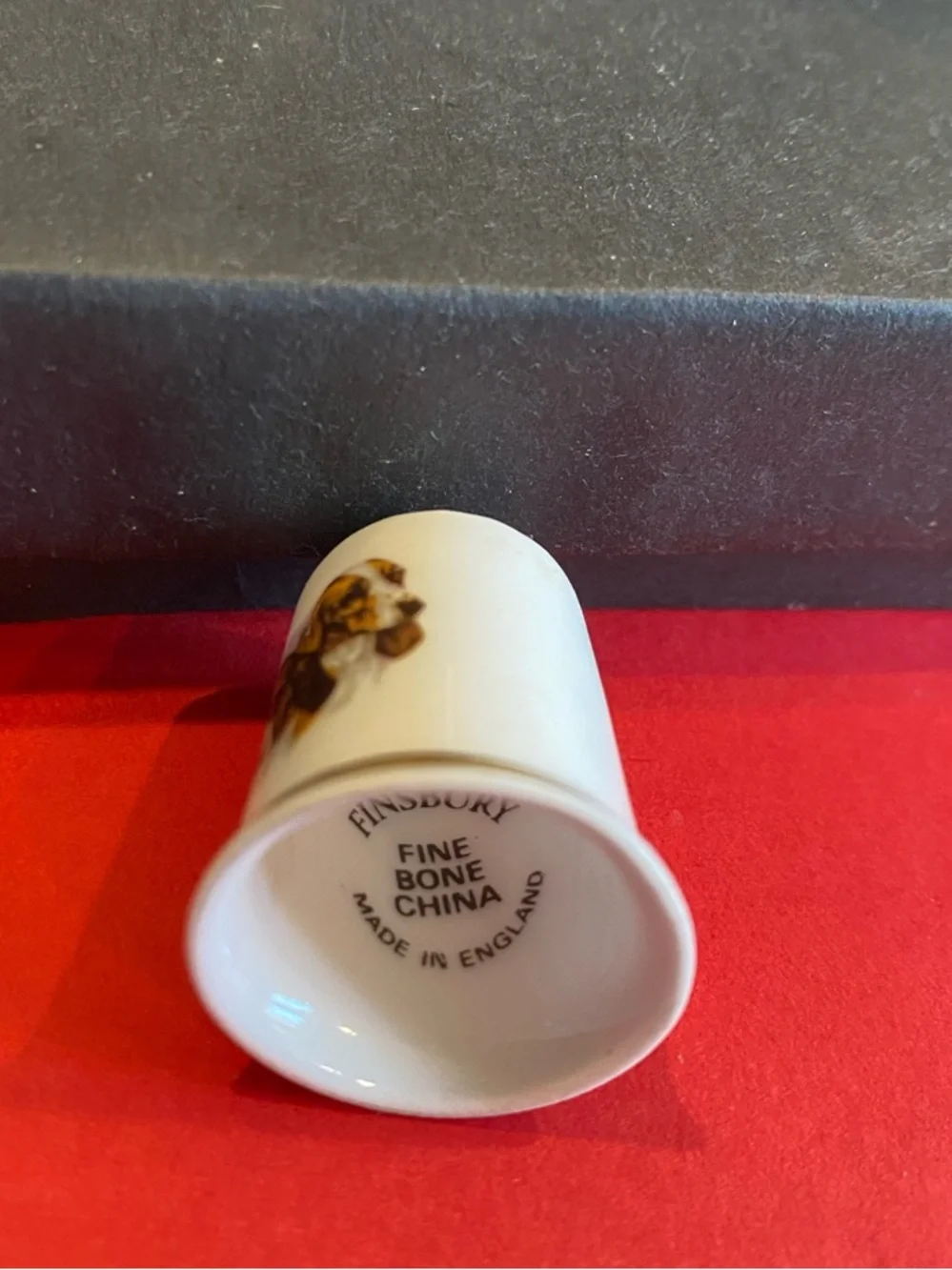 Finsbury Fine Bone China Basset Hound Thimble